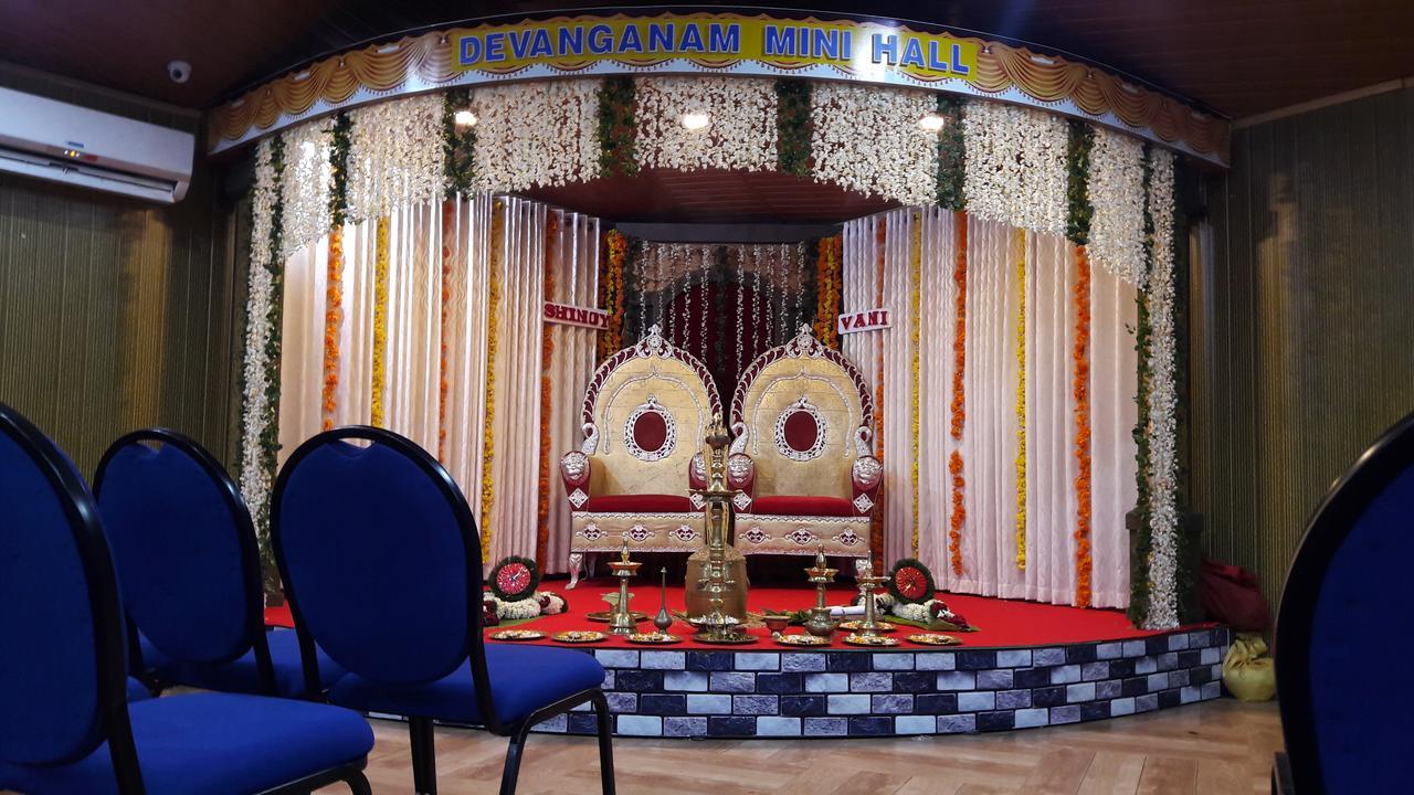 Devanganam Residency Hotel Guruvayur Bagian luar foto