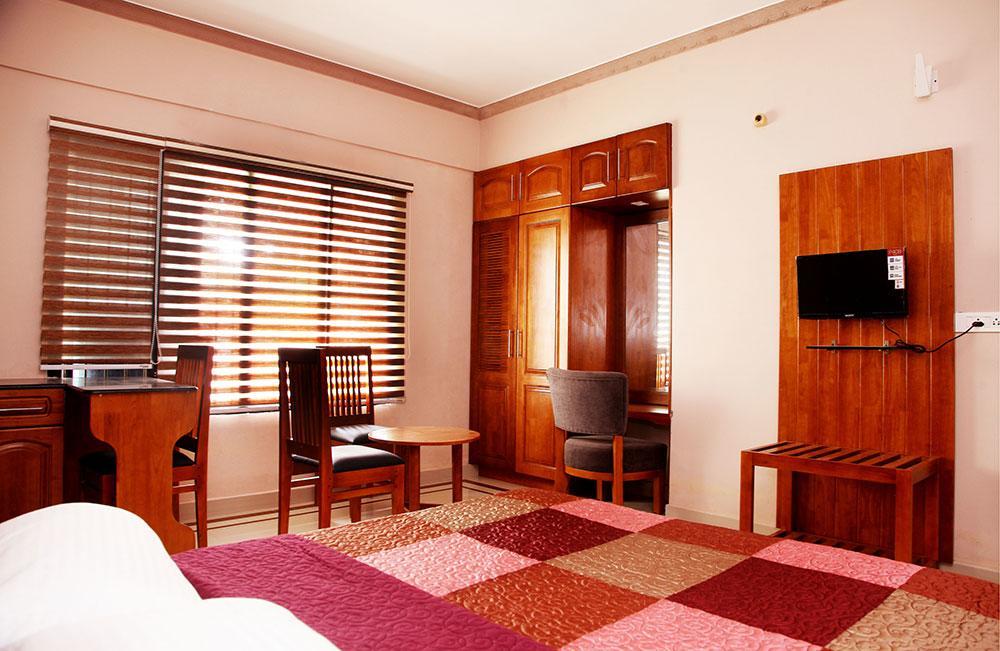 Devanganam Residency Hotel Guruvayur Bagian luar foto