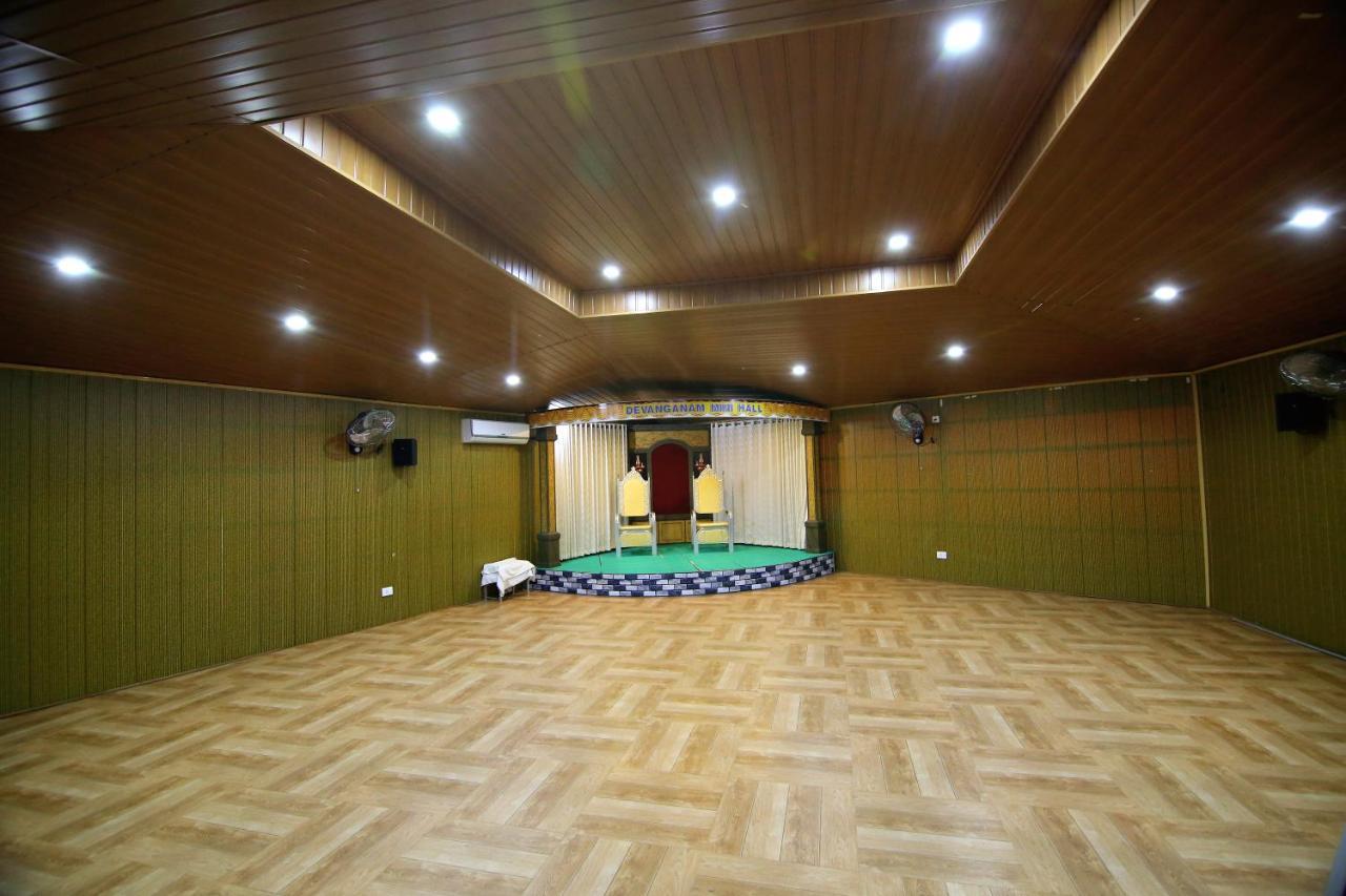 Devanganam Residency Hotel Guruvayur Bagian luar foto