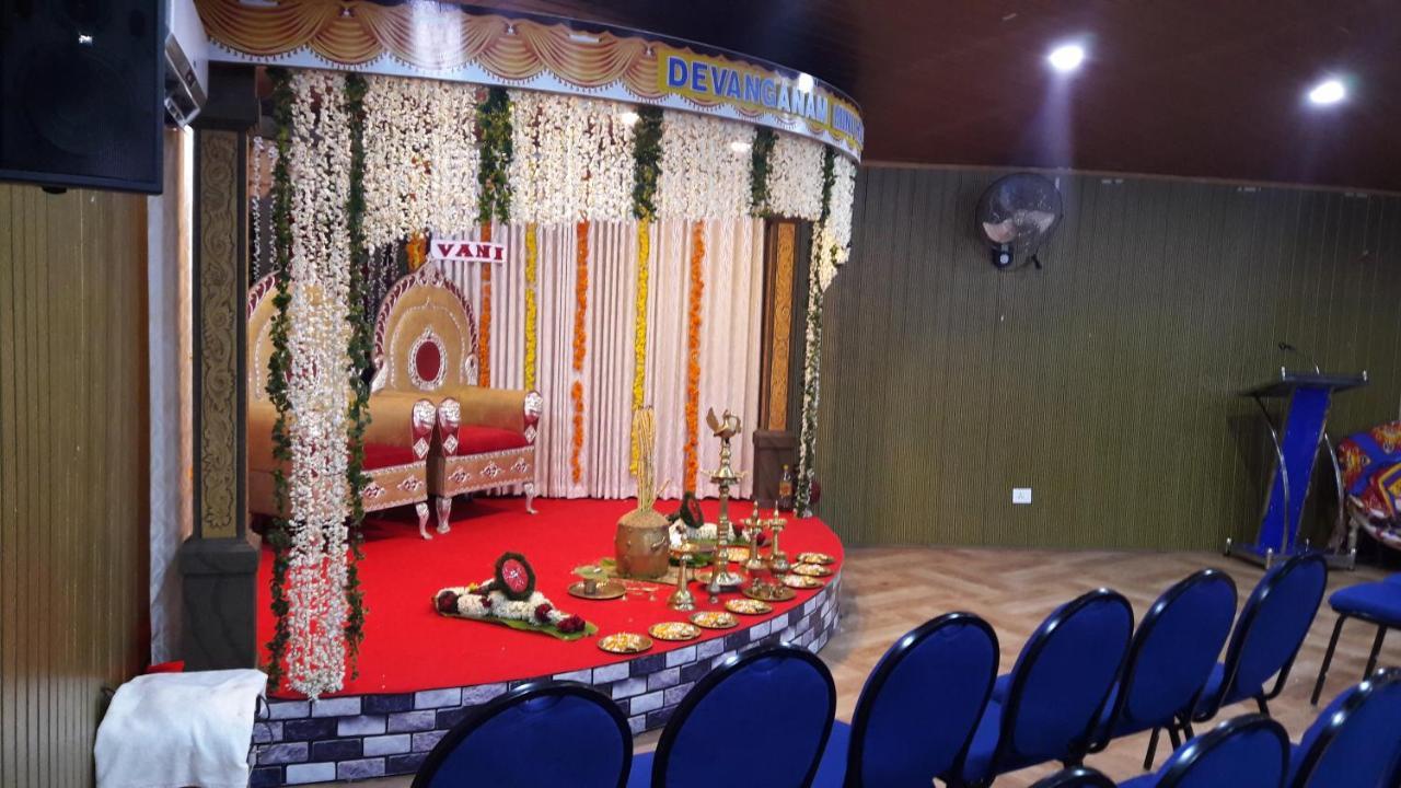 Devanganam Residency Hotel Guruvayur Bagian luar foto